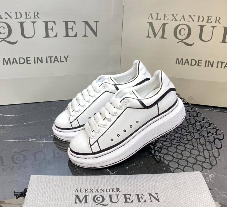 alexander mcqueen ayakkabi ozel seri beyaz siyah sneaker