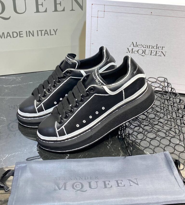 alexander mcqueen ayakkabi ozel seri siyah beyaz sneaker