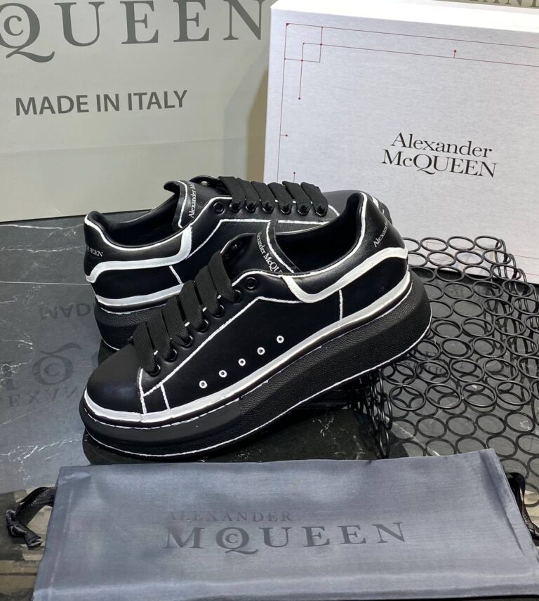 alexander mcqueen ayakkabi ozel seri siyah beyaz sneaker