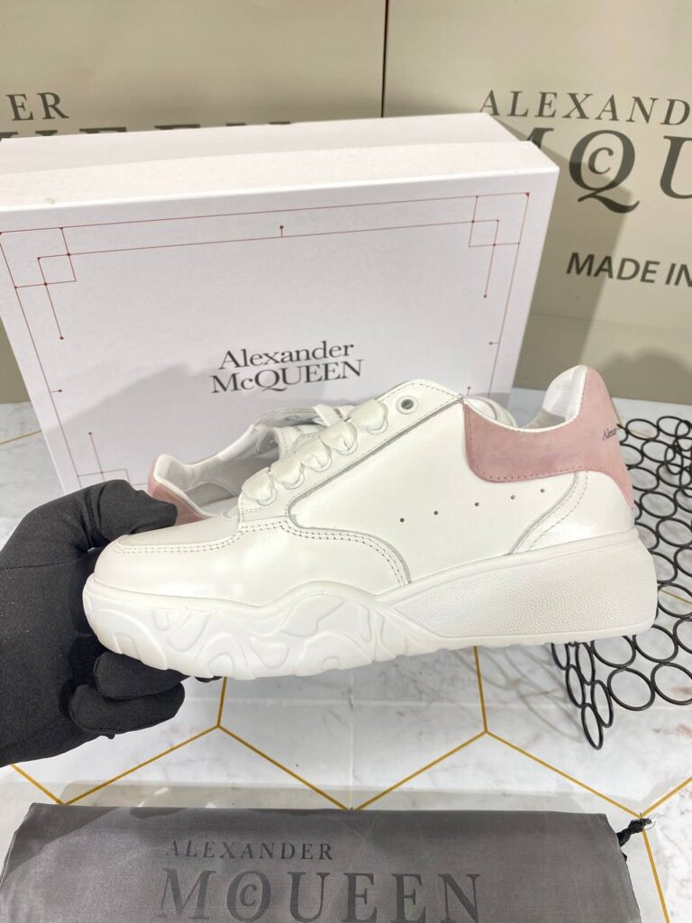 alexander mcqueen ayakkabi sneaker beyaz pudra