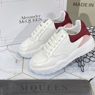alexander mcqueen ayakkabi sneaker beyaz pudra bordo