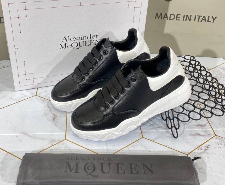 alexander mcqueen ayakkabi sneaker siyah beyaz