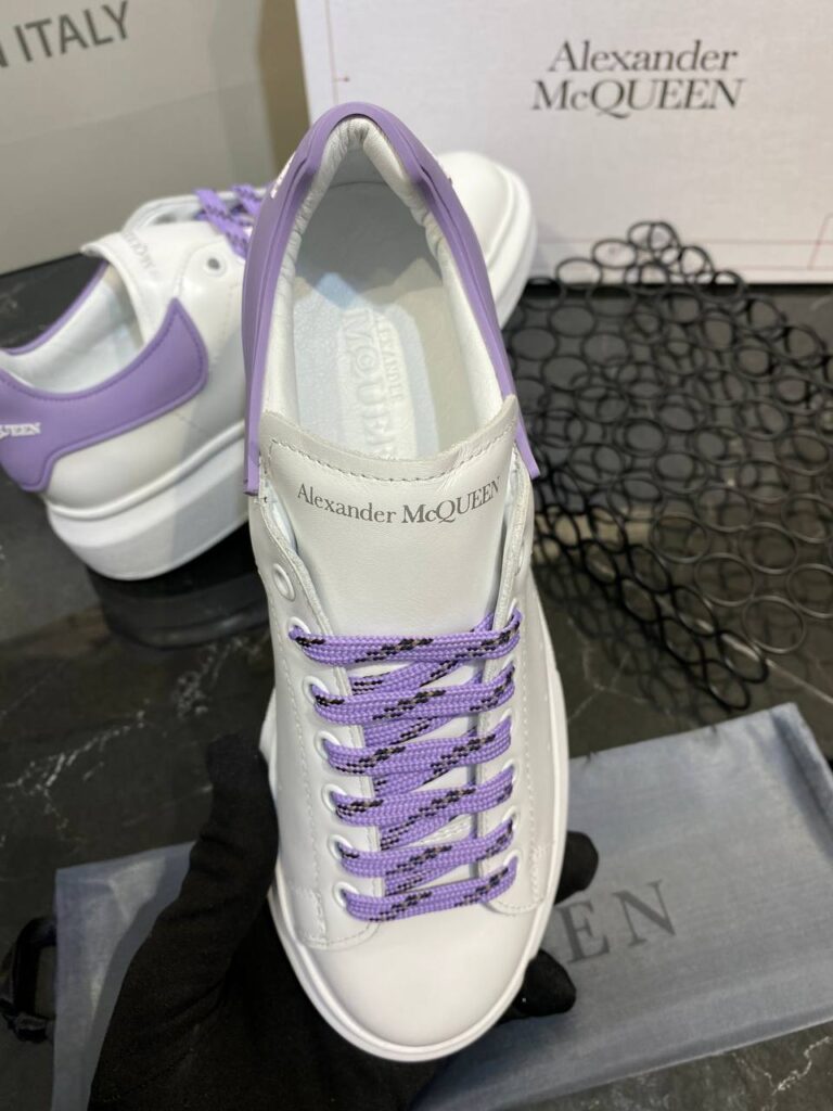 alexander mcqueen ayakkabi yeni sezon beyaz mor sneaker