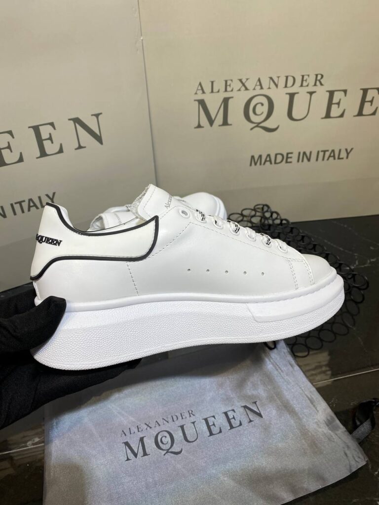 alexander mcqueen ayakkabi yeni sezon beyaz sneaker