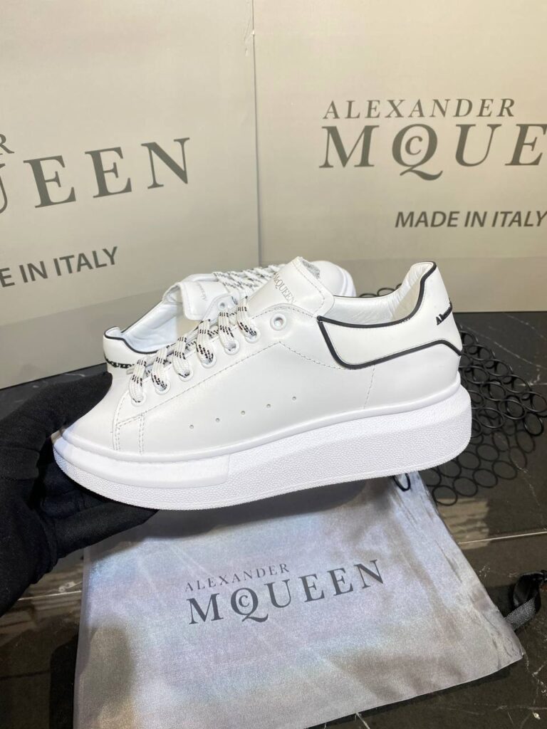 alexander mcqueen ayakkabi yeni sezon beyaz sneaker