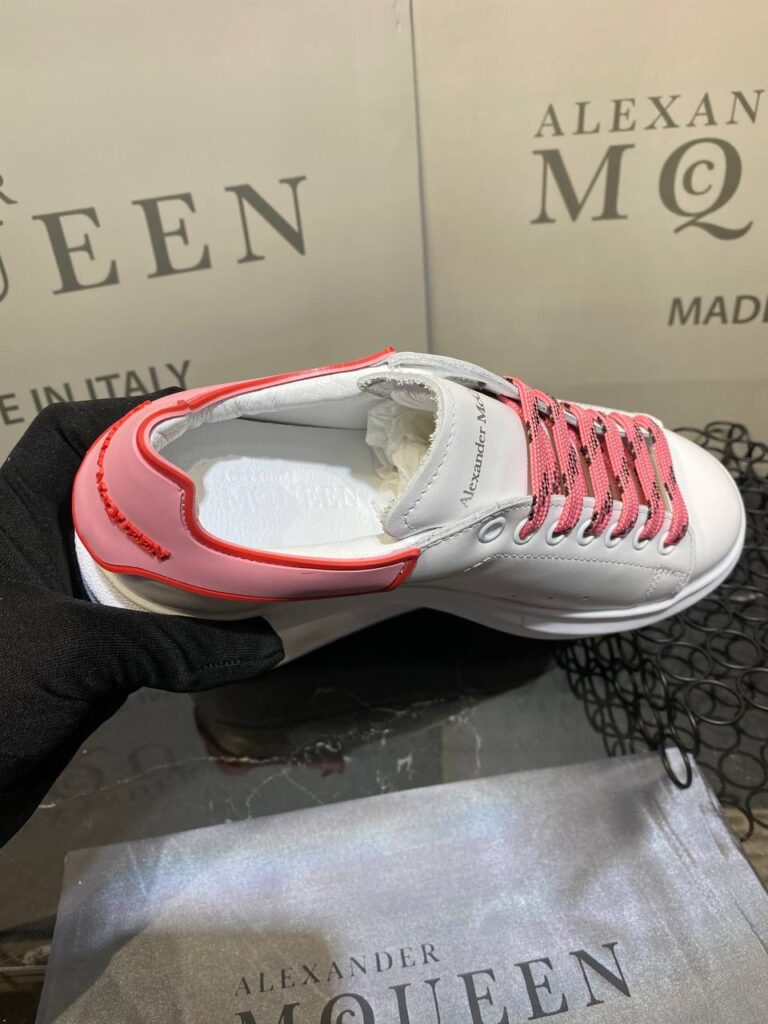 alexander mcqueen ayakkabi yeni sezon pembe beyaz kirmizi sneaker