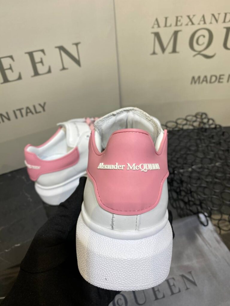 alexander mcqueen ayakkabi yeni sezon pembe beyaz sneaker