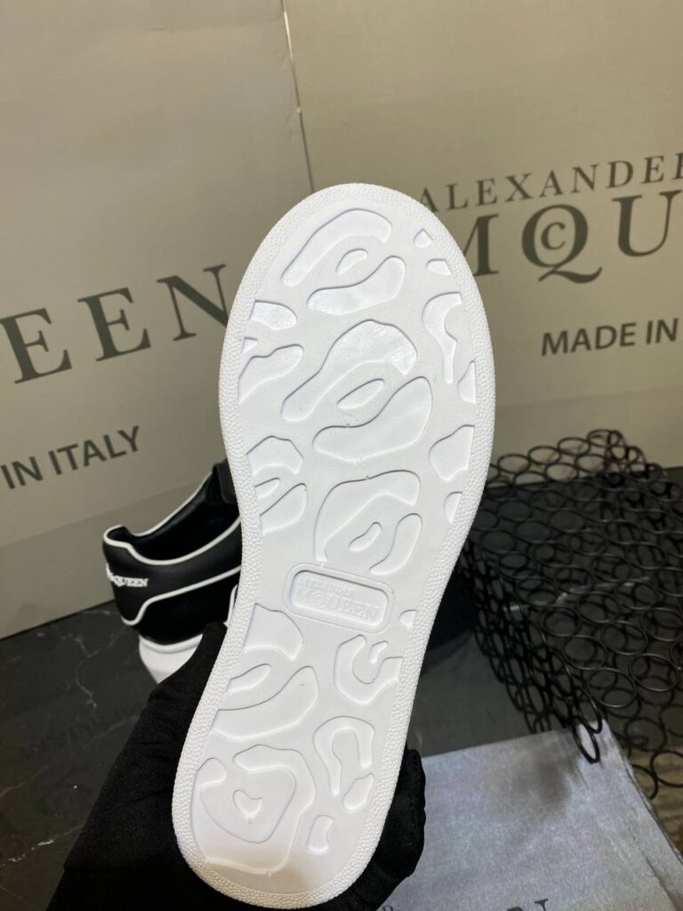 alexander mcqueen ayakkabi yeni sezon siyah  sneaker
