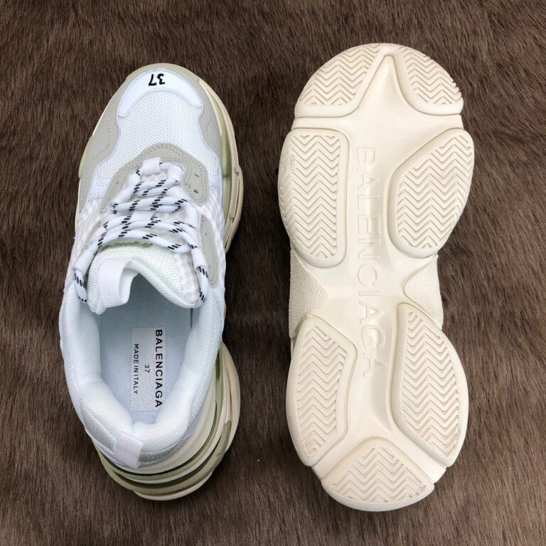 balenciaga ayakkabi triple s beyaz
