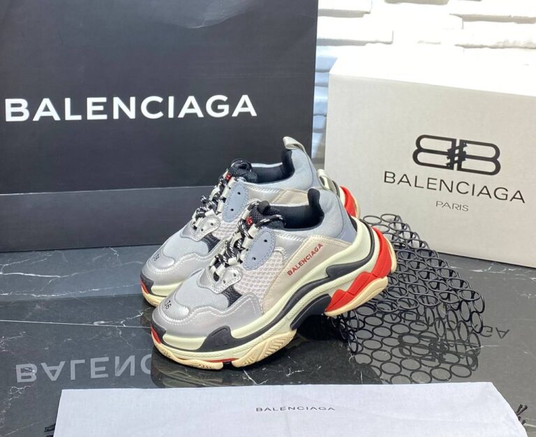 balenciaga ayakkabi triple s silver