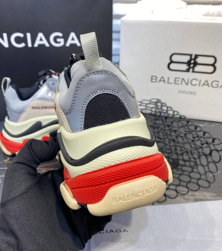 balenciaga ayakkabi triple s silver