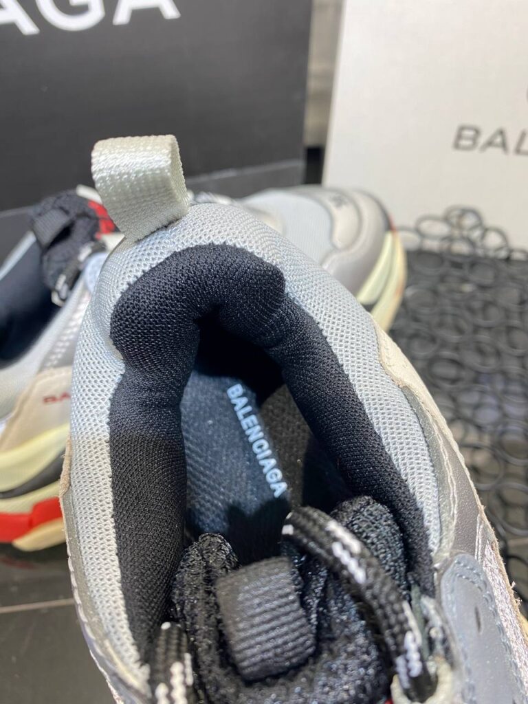 balenciaga ayakkabi triple s silver