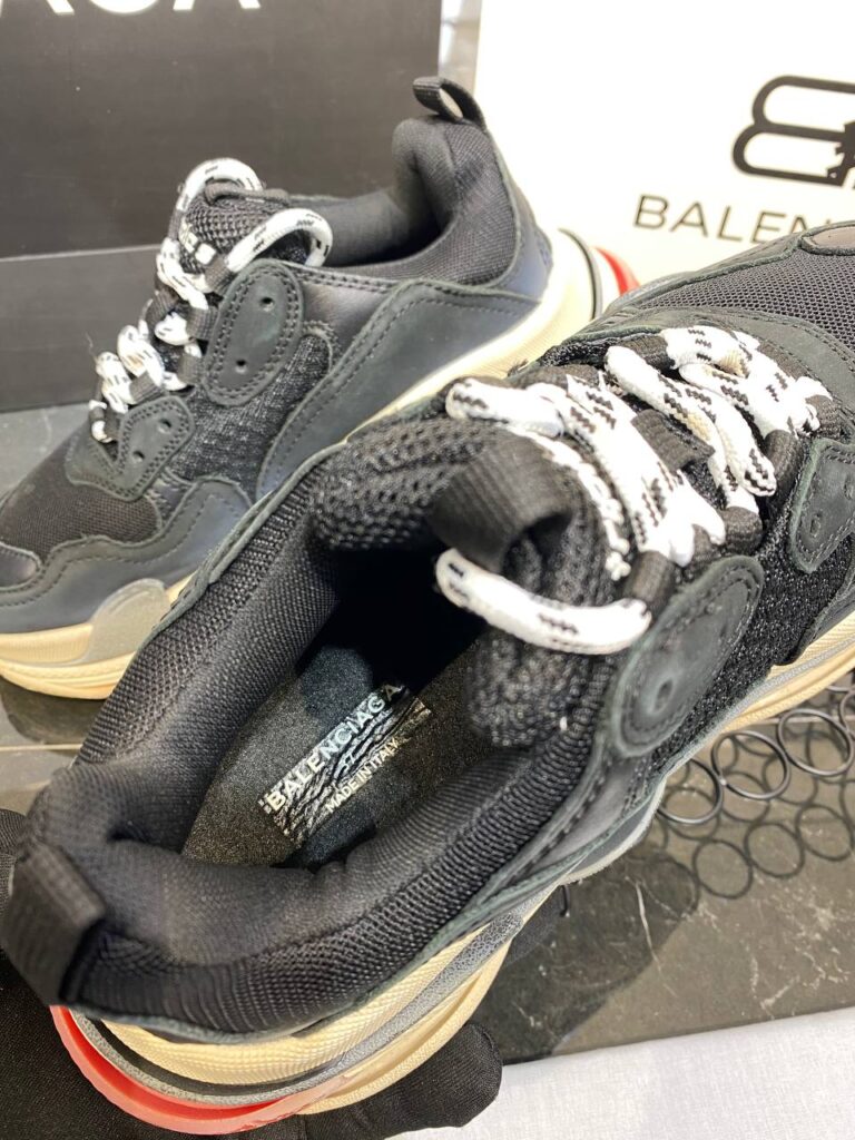 balenciaga ayakkabi triple s siyah