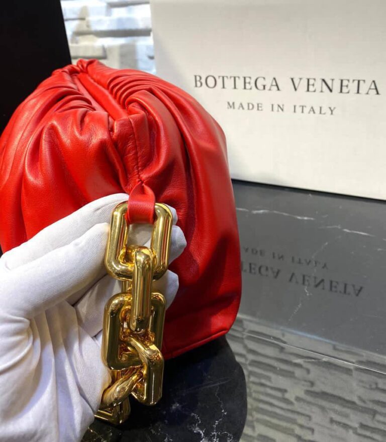 bottega veneta canta the chain pouch zincirli kirmizi