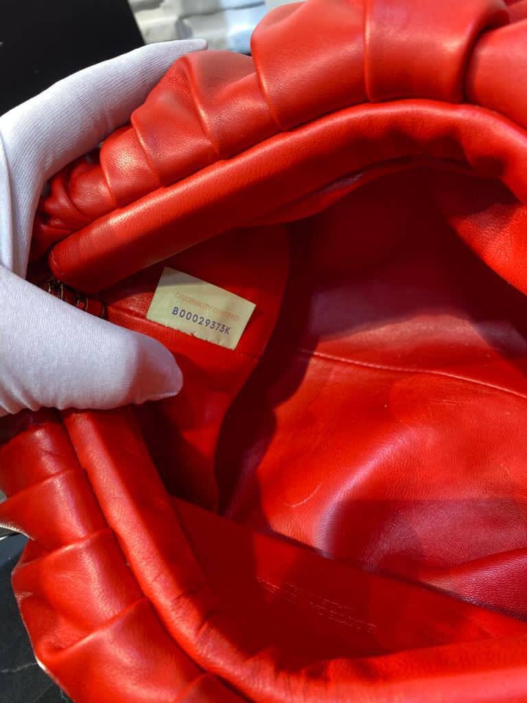 bottega veneta canta the chain pouch zincirli kirmizi