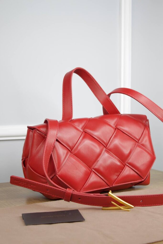 bottega veneta canta top handle kirmizi 30x20x12 cm