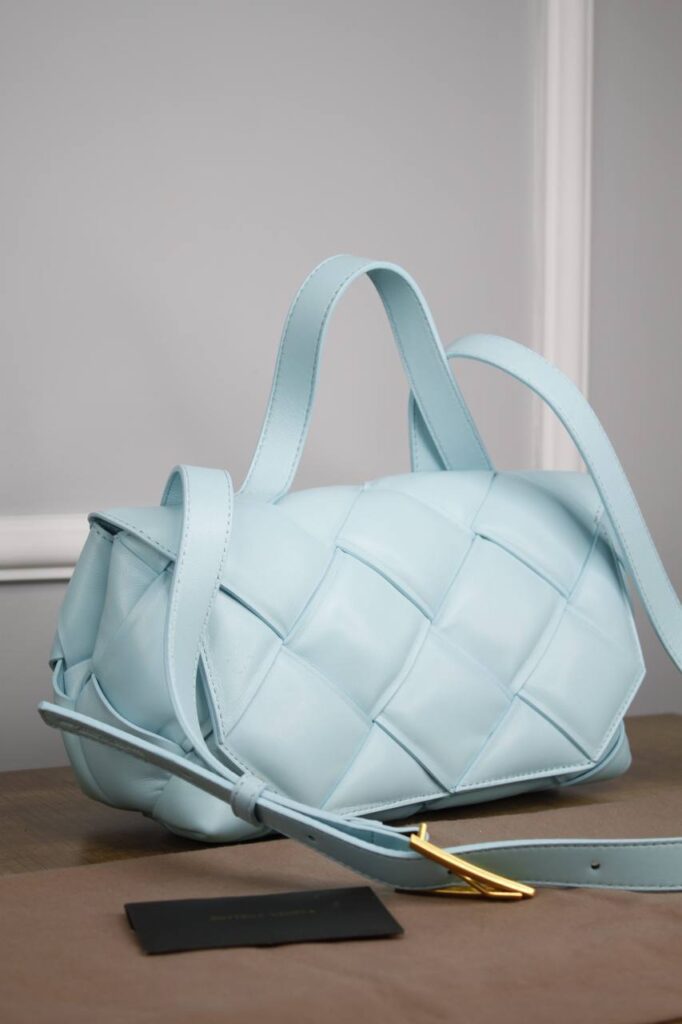 bottega veneta canta top handle mavi 30x20x12 cm