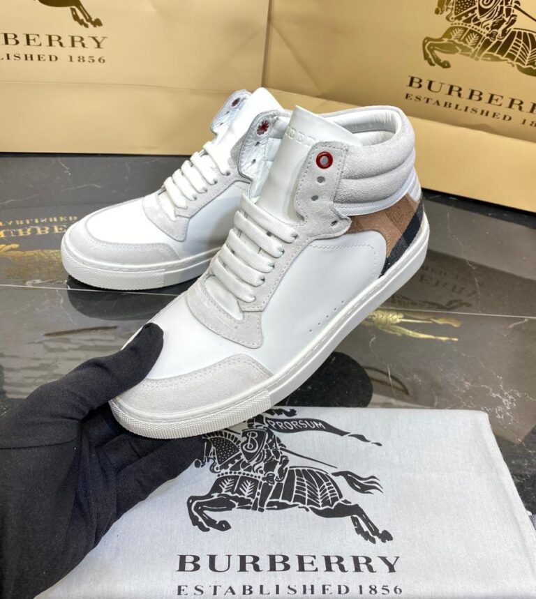 burberry ayakkabi bot beyaz