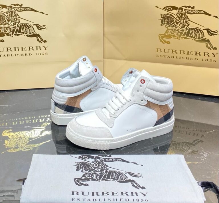 burberry ayakkabi bot beyaz