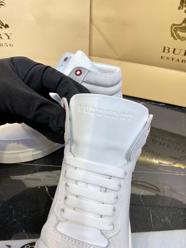 burberry ayakkabi bot beyaz