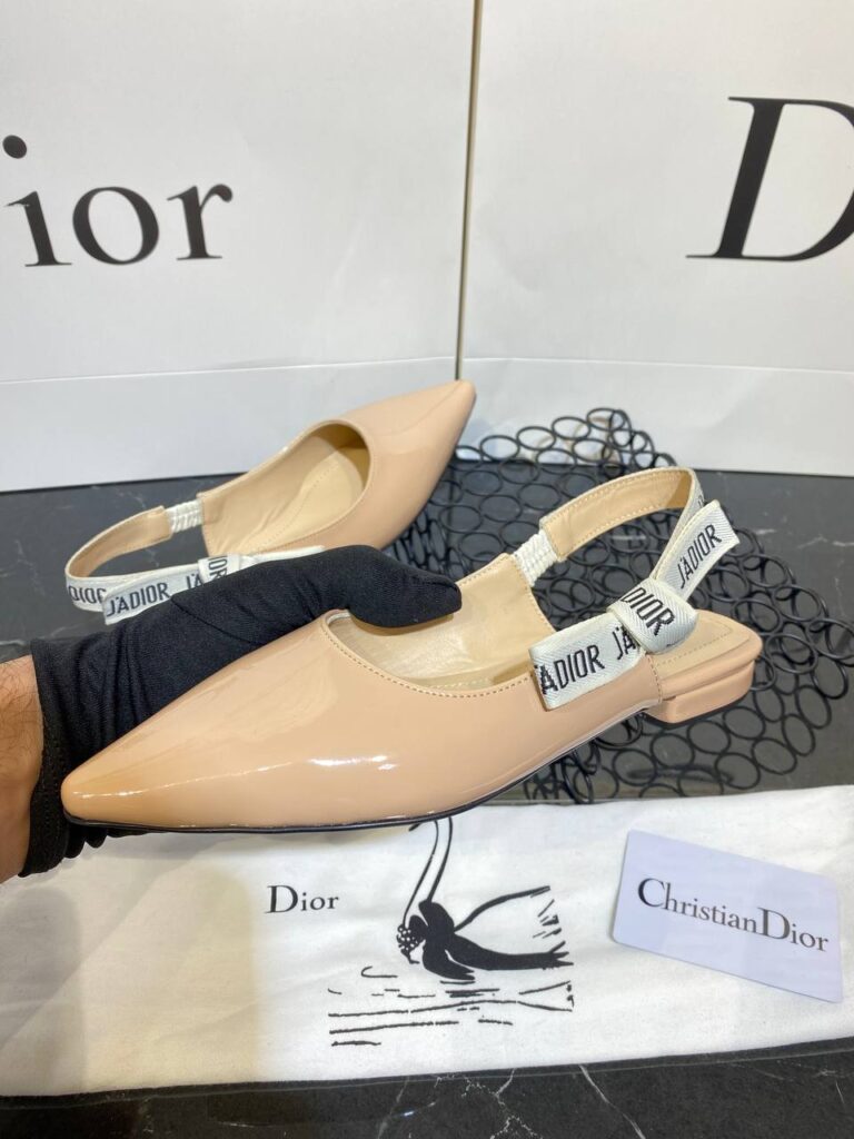christian dior ayakkabi babet rugan nude