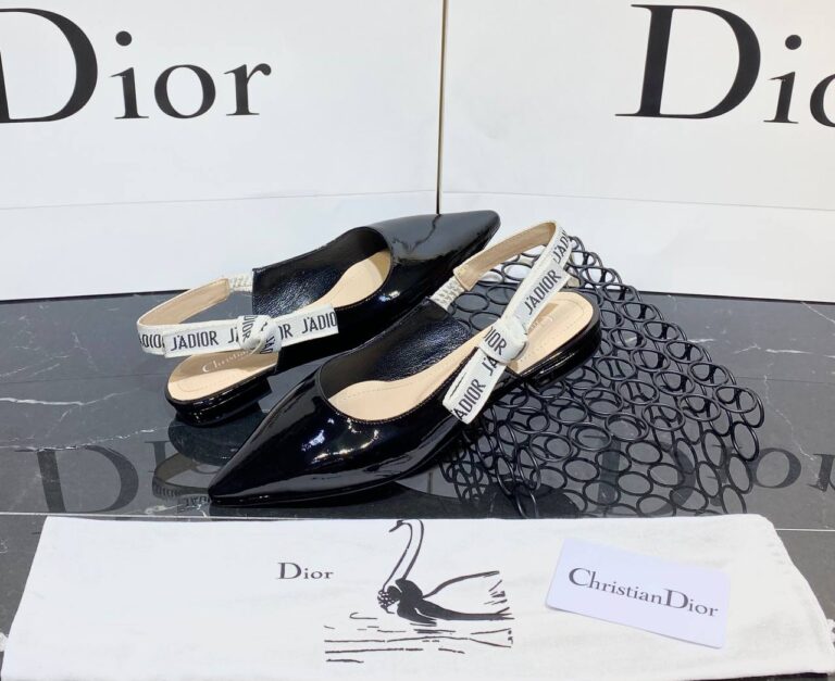 christian dior ayakkabi babet rugan siyah