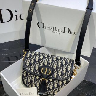 christian dior canta booby nakisli siyah 22x17 cm
