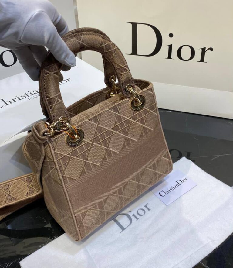 christian dior canta lady nakisli kahve 23x21 cm