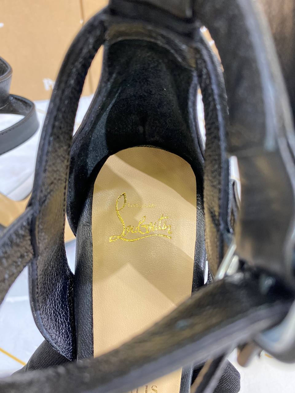 christian-louboutin-ayakkabi-stiletto-siyah-topuklu-12-cm-02142111425247-4.jpg christian louboutin ayakkabi stiletto siyah topuklu 12 cm