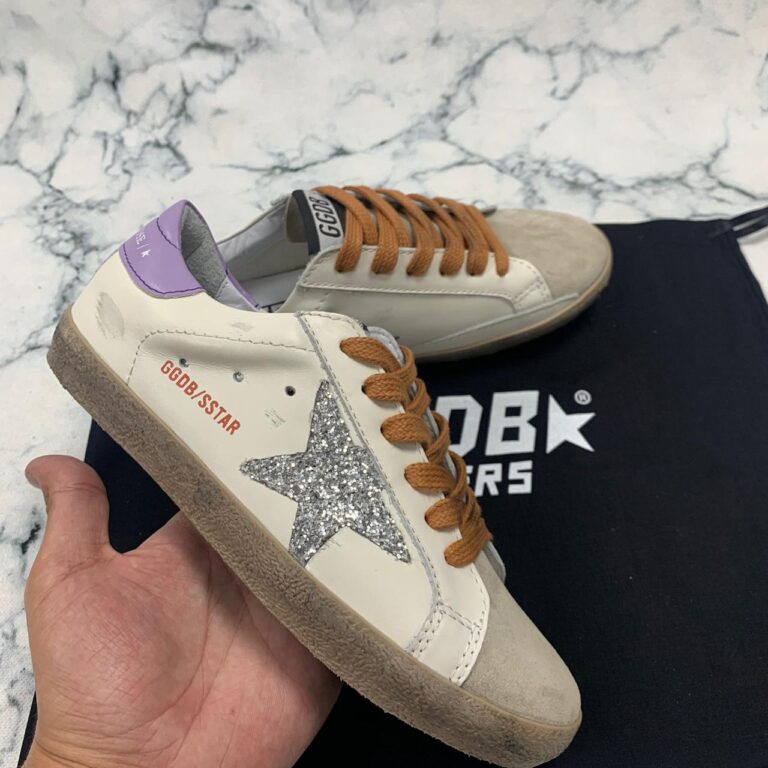 golden goose ayakkabi superstar beyaz lila simli sneaker