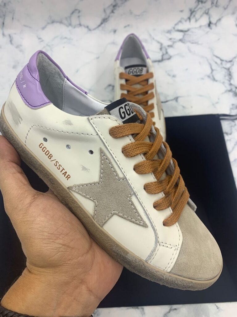 golden goose ayakkabi superstar beyaz lila sneaker