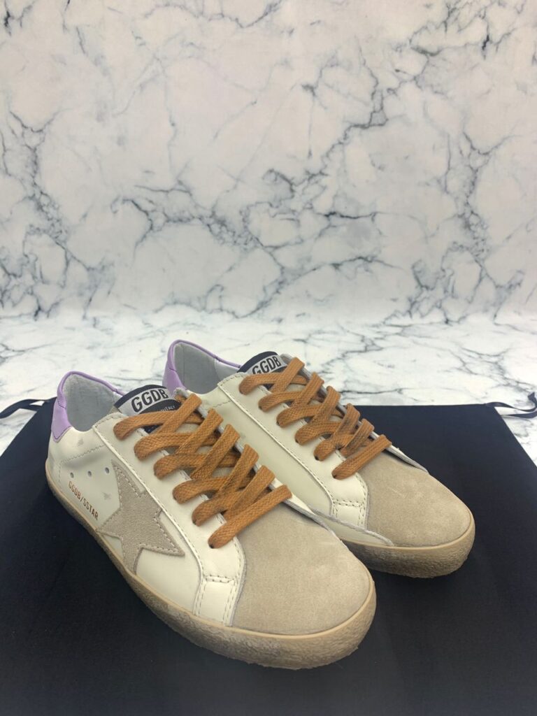 golden goose ayakkabi superstar beyaz lila sneaker