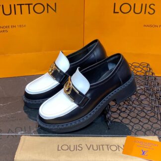 louis vuitton ayakkabi academy loafer siyah beyaz