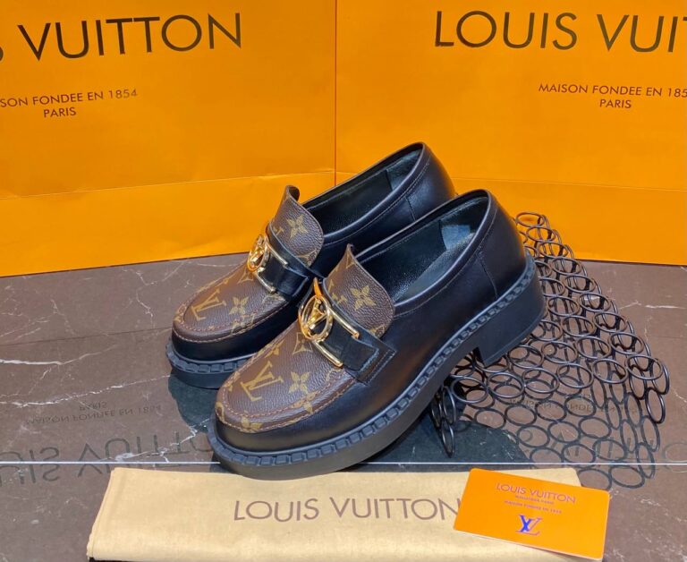 louis vuitton ayakkabi academy loafer siyah monogram