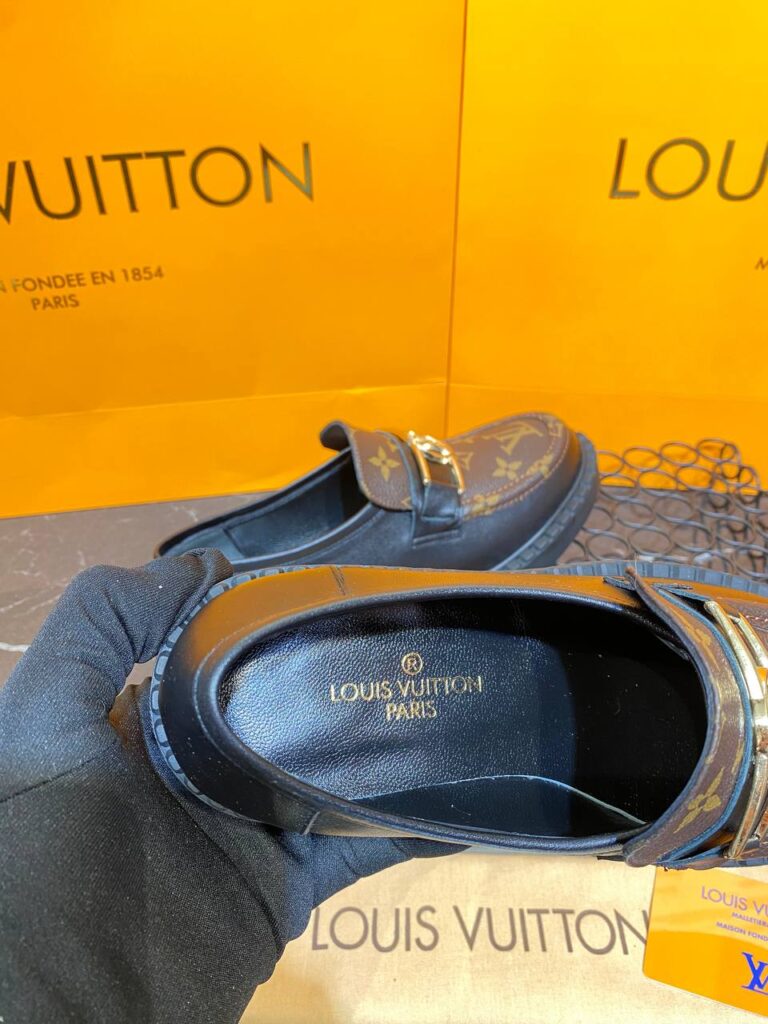 louis vuitton ayakkabi academy loafer siyah monogram