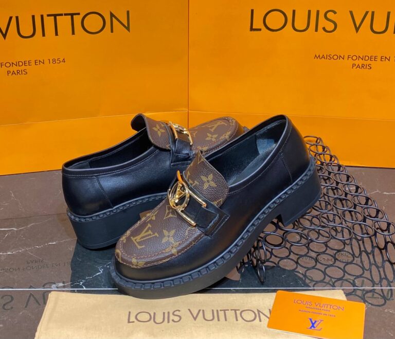 louis vuitton ayakkabi academy loafer siyah monogram