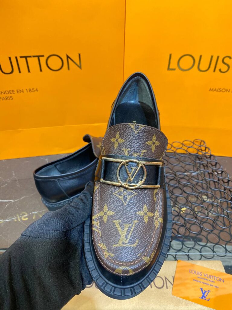 louis vuitton ayakkabi academy loafer siyah monogram