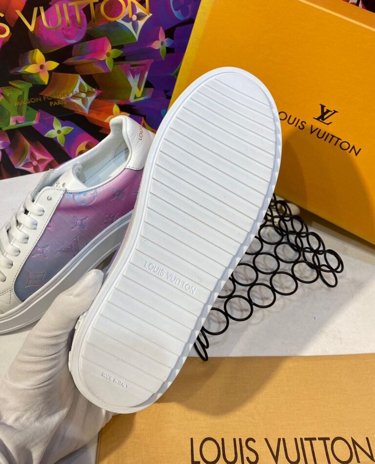 louis vuitton ayakkabi time out beyaz sneakers