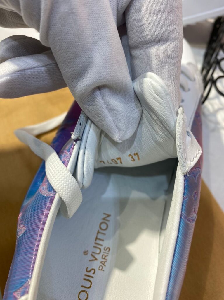 louis vuitton ayakkabi time out beyaz sneakers