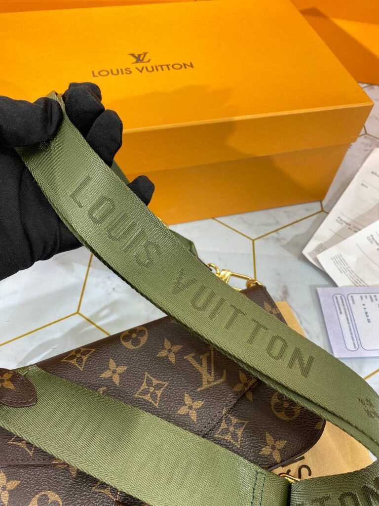 louis vuitton canta felice strap go monogram yesil aski