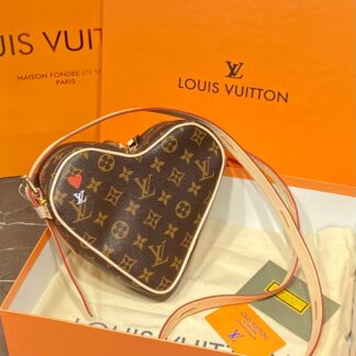 louis vuitton canta kalp game on coeur kahve aski