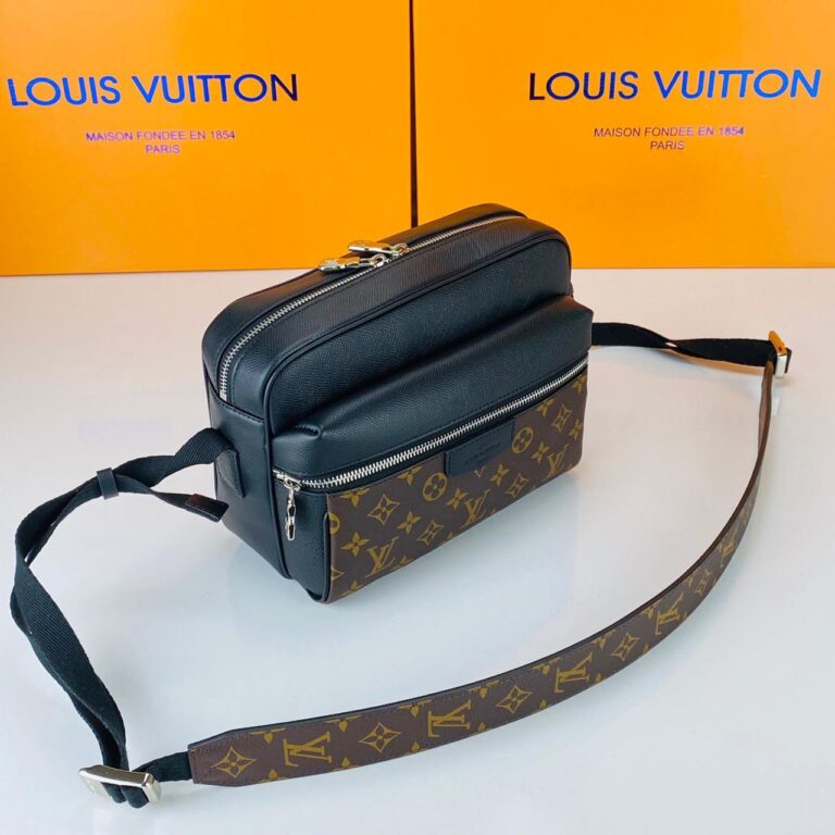 louis vuitton canta outdoor messenger erkek postaci kahve monogram 29.5x20x10.5
