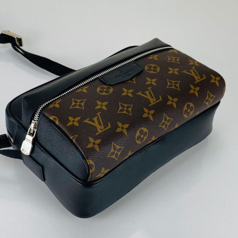 louis vuitton canta outdoor messenger erkek postaci kahve monogram 29.5x20x10.5