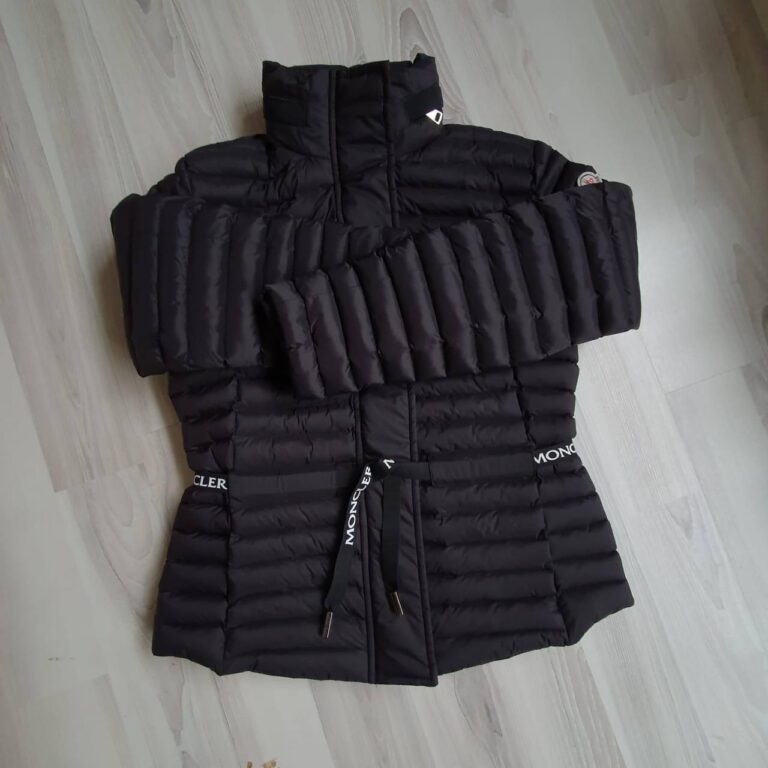 moncler mont siyah yuksek kalite