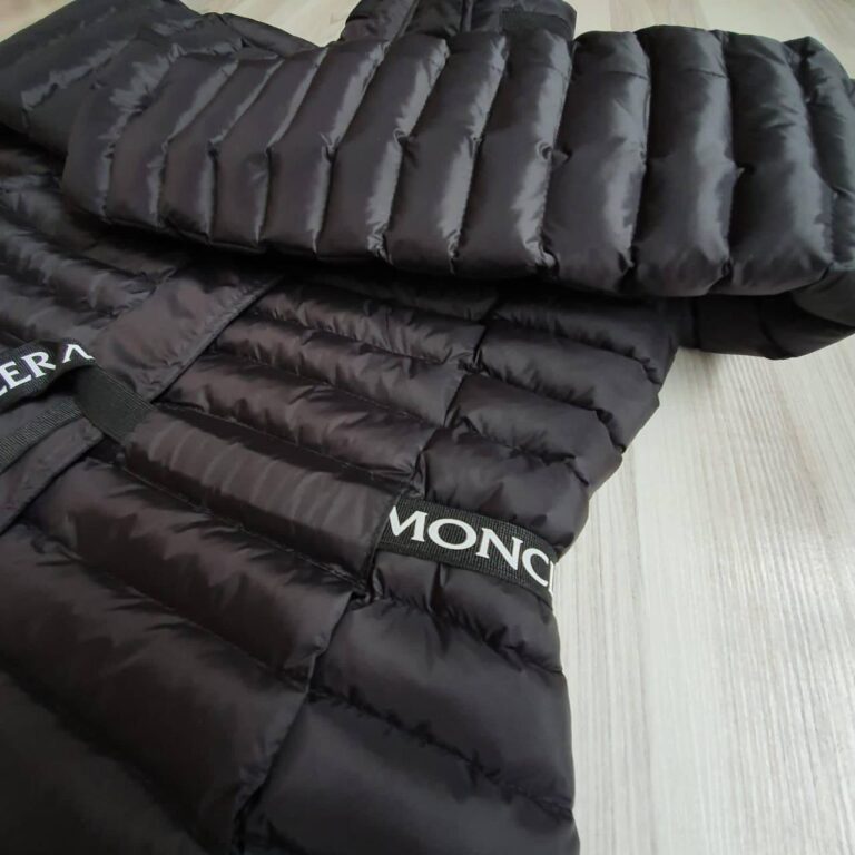 moncler mont siyah yuksek kalite