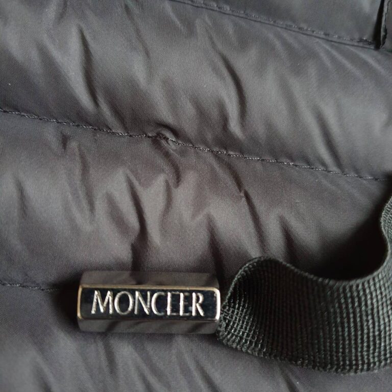 moncler mont siyah yuksek kalite