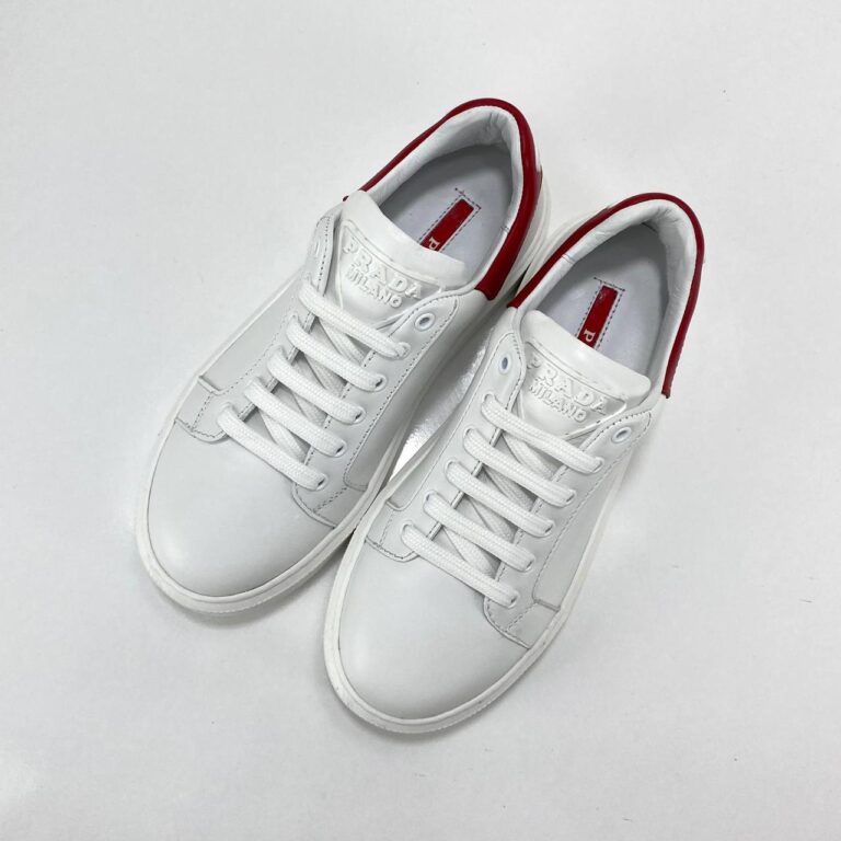 prada ayakkabi contrast heel low top sneakers