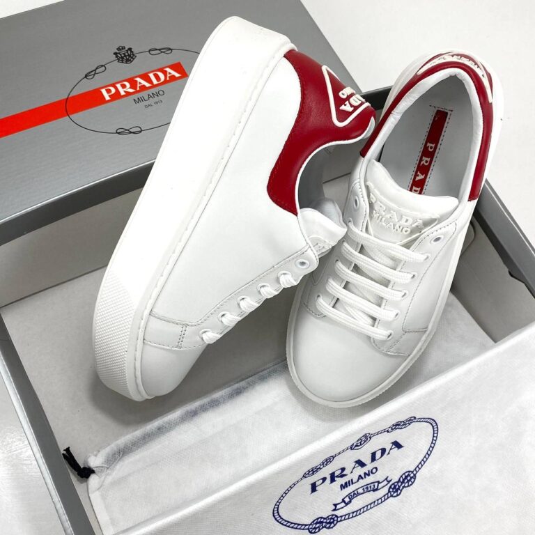 prada ayakkabi contrast heel low top sneakers