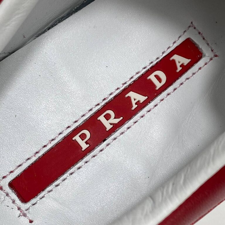 prada ayakkabi contrast heel low top sneakers