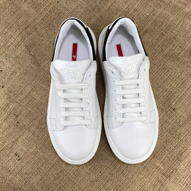 prada ayakkabi contrast heel sneakers